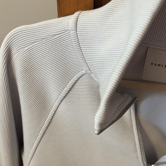 Varley Women's Light Gray Half-Zip Cowl Neck Top - Picture 2 of 2